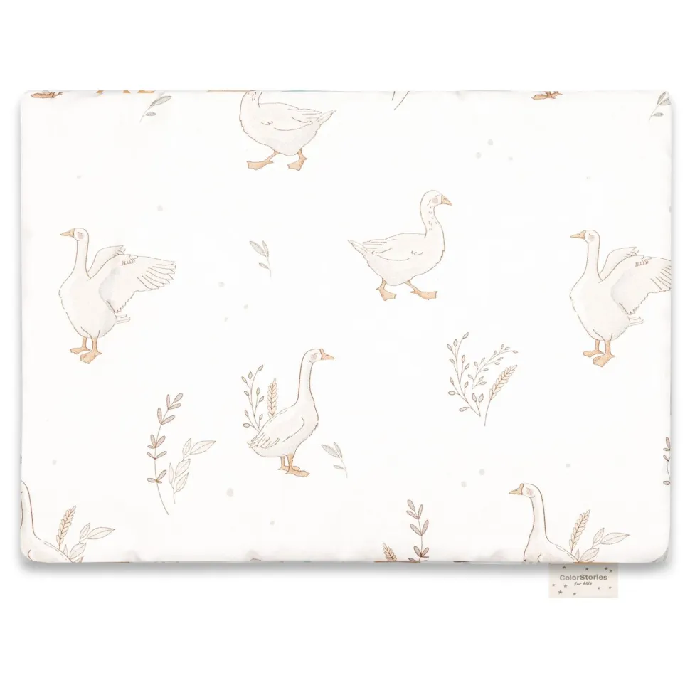 Poduszka dla niemowlaka z wypełnieniem 40×30 cm Happy Goose